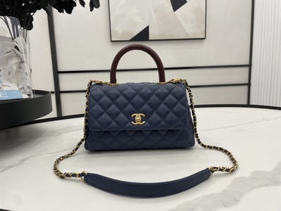 Chanel Handbags 954